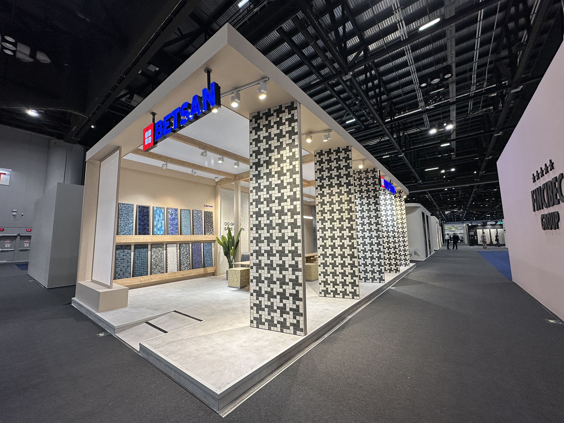 mom-design-studio-betsan-mosaic-coverings-2025-02